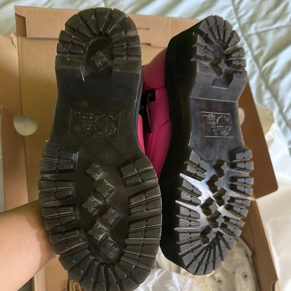 Dr. Martens Fuchsia Ankle Boots 5 - Picture 6 of 16